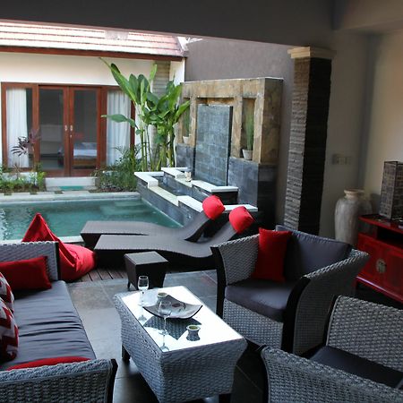 Villa Jenile Семиняк Екстериор снимка